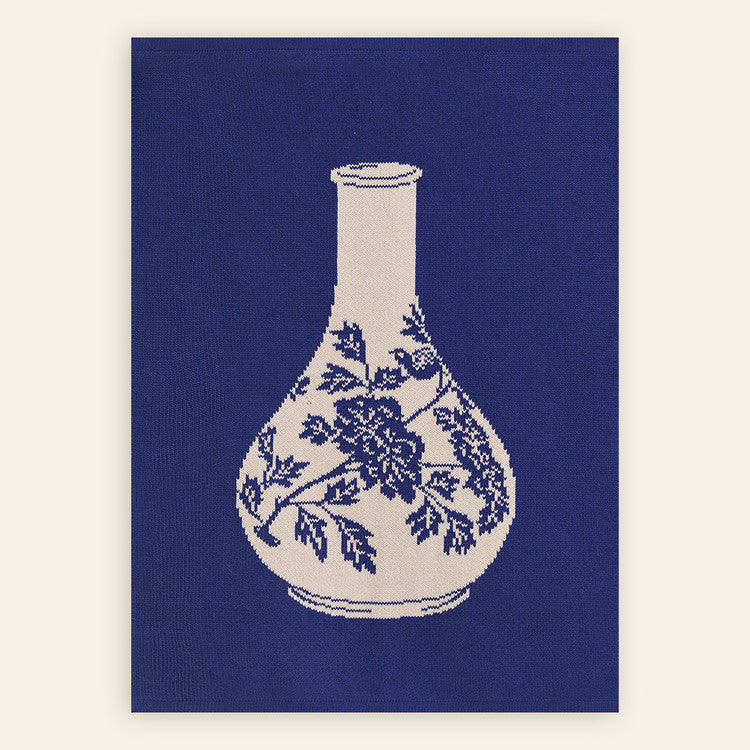 Plaid motif “Porcelaine de Joseon – Fleurs et Oiseau”