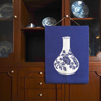 Plaid motif “Porcelaine de Joseon – Fleurs et Oiseau”