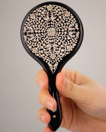 Miroir à main en nacre